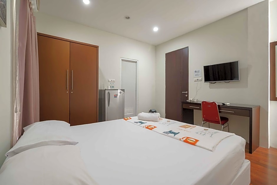 Avalon Karawaci Mitra RedDoorz