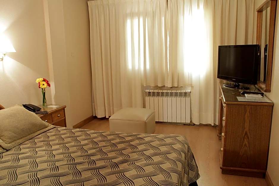 Hotel Crillon Mendoza