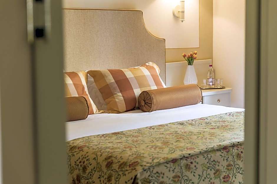 Relais Santa Chiara Hotel by Double Hospitality