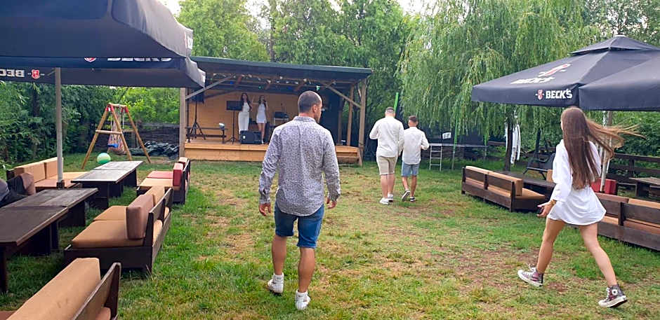 Hotel Restaurant Plutitor Delta Ways