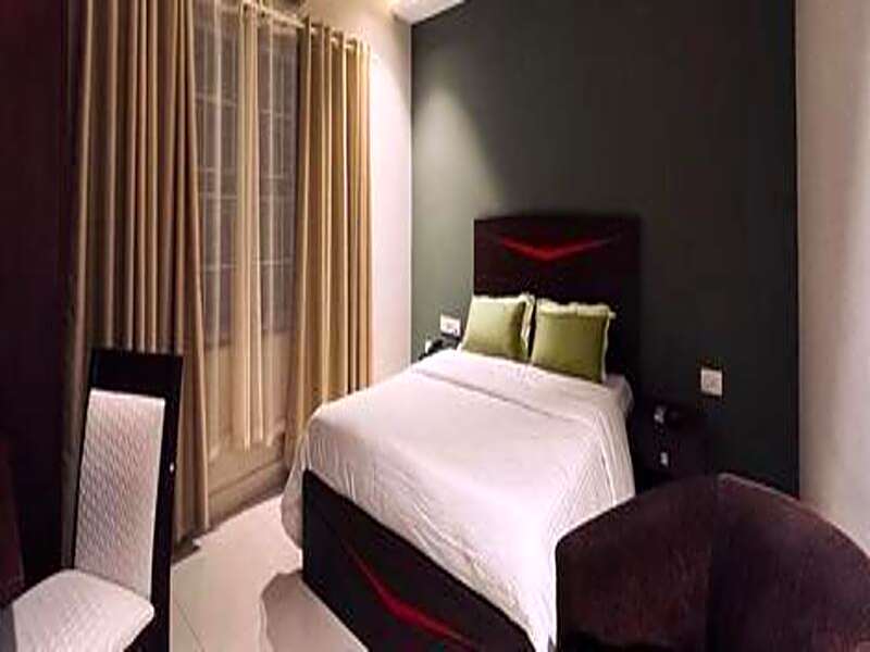 Sea Queen Residency – Chennai, IL