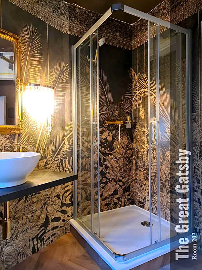 The Henry Self Check-In Guesthouse