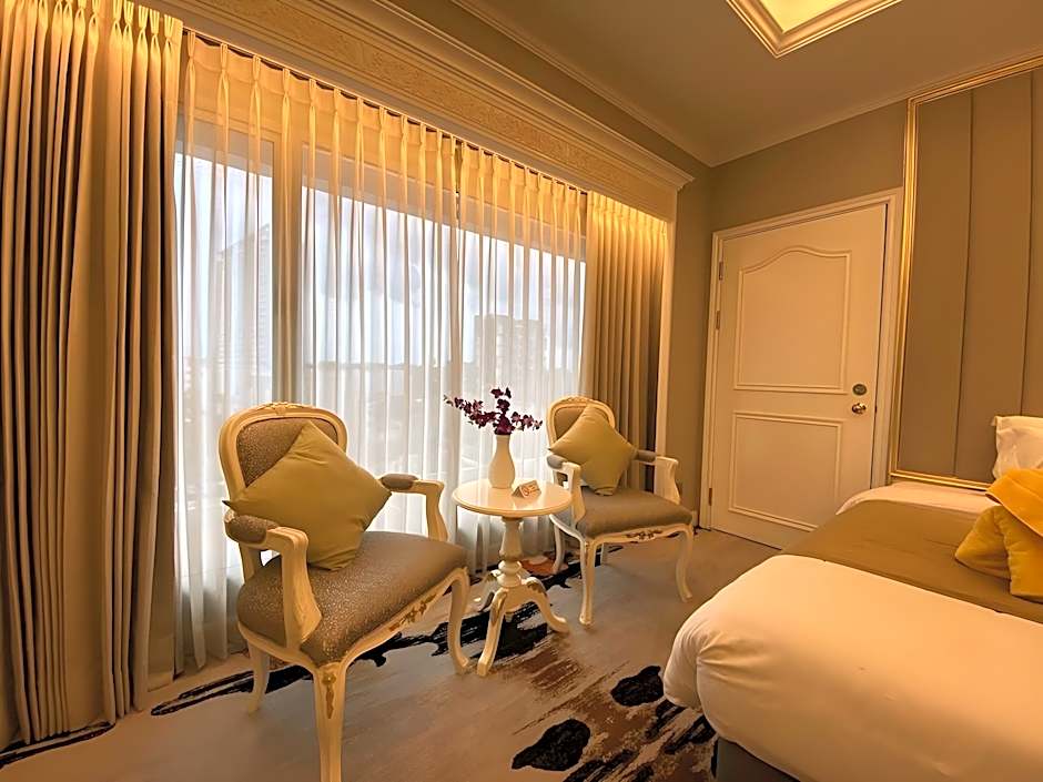 Puteri Wing - Riverside Majestic Hotel