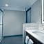 Holiday Inn Express Baltimore - BWI Airport NE