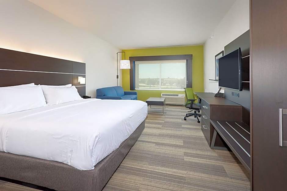 Holiday Inn Express And Suites Firestone Longmont By IHG