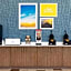 Days Inn & Suites by Wyndham Savannah Midtown