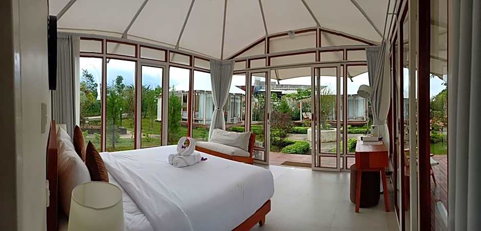 Svargan Lakeside Glamping
