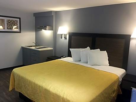 King Studio - Non-Smoking