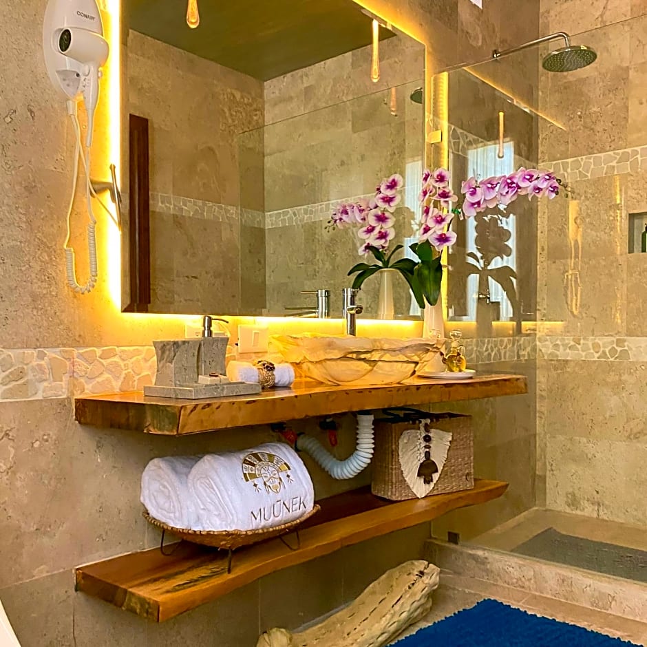 Muúnek Hotel Boutique Art & Spa, adults only
