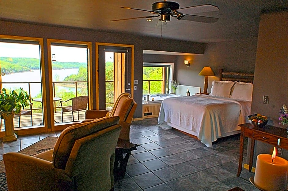 Beaver Lakefront Cabins - Couples Only Getaways