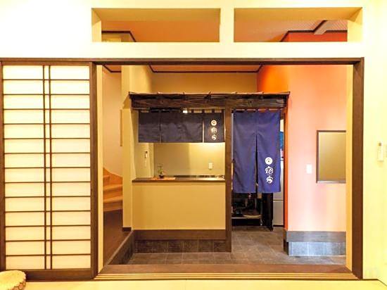 Yadoya Asakusa-Honkan