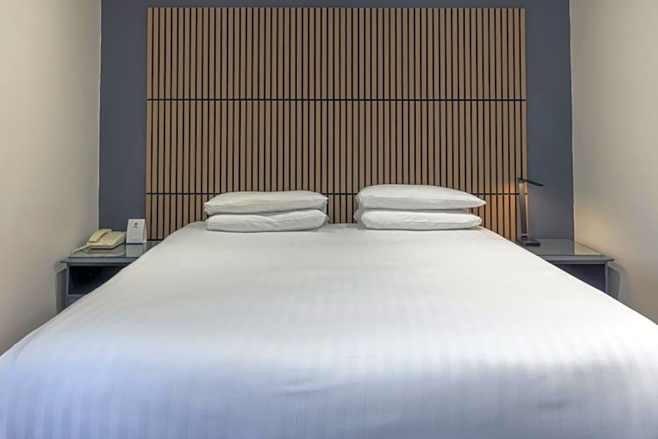 Best Western Claydon Hotel