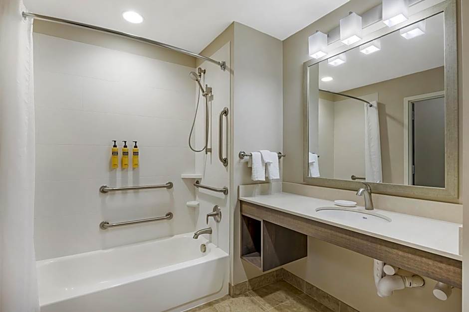 Best Western Plus Centralia Hotel & Suites