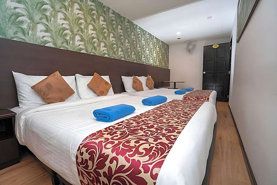 Highlanders Hotel