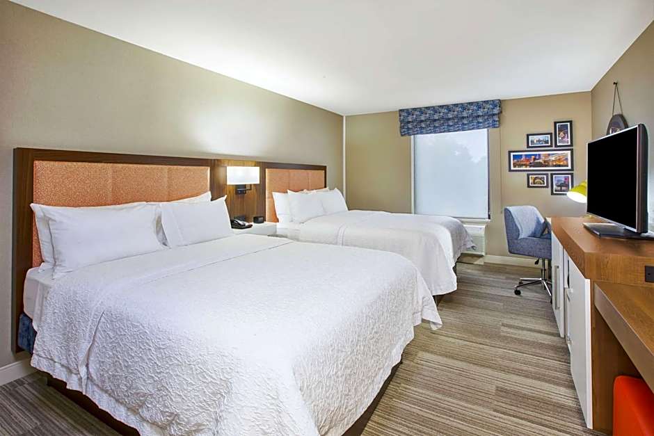 Hampton Inn By Hilton & Suites Oakwood Village-Cleveland