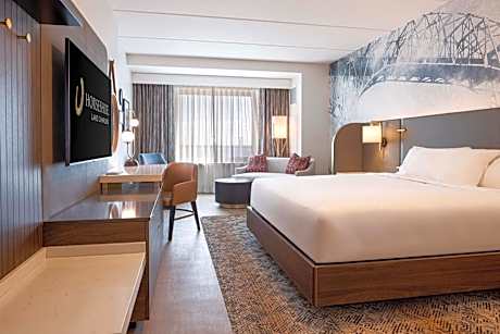 Premium Balcony Room, River View, 1 King, Non-Smoking