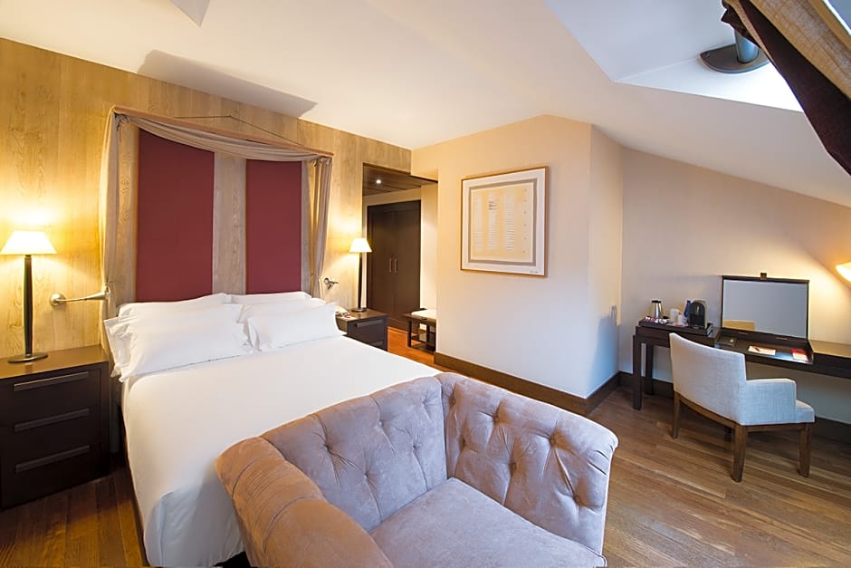 NH Collection Palacio De Burgos