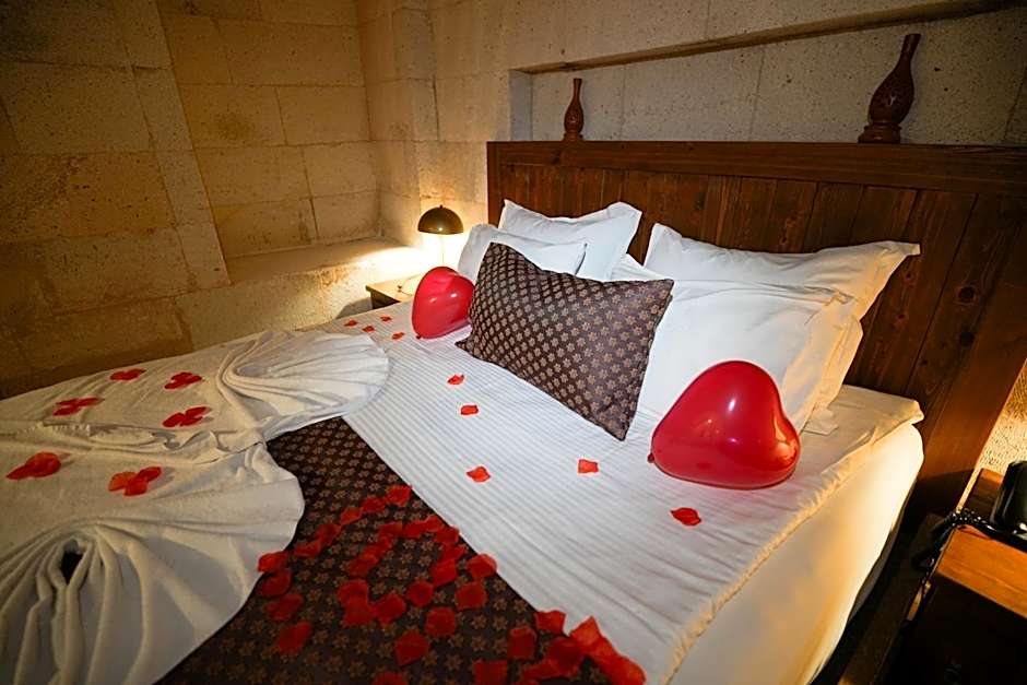 Helike Cave Suites