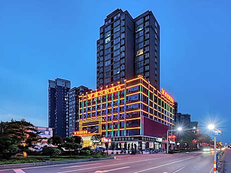 Vienna Hotel Henan Luoshan Lingshan Avenue