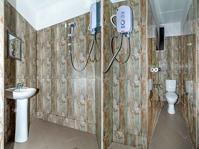 OYO 89932 DD Homestay