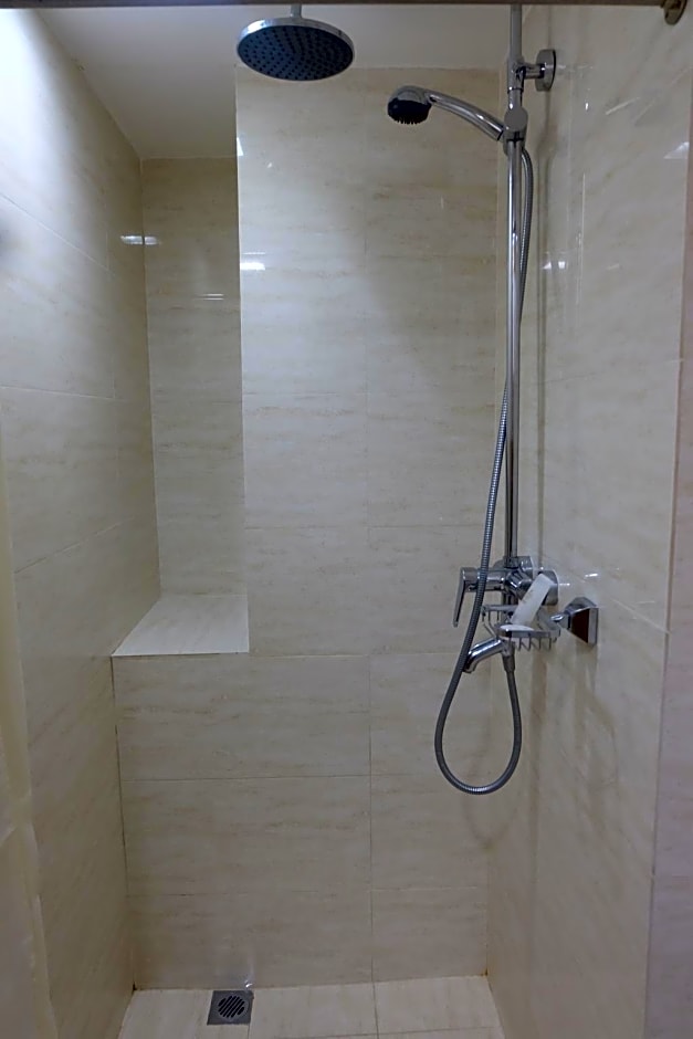 Prince Plaza Ii Condotel