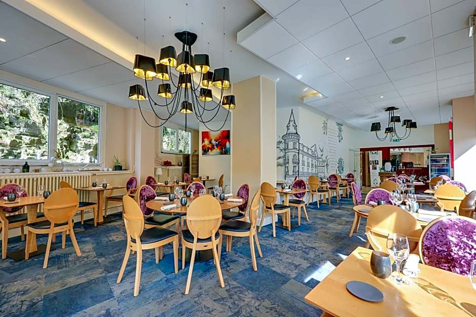 BRIT HOTEL & SPA Le Roc au Chien