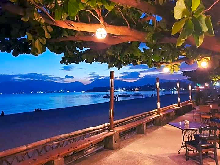 Playa Papagayo Beach Inn