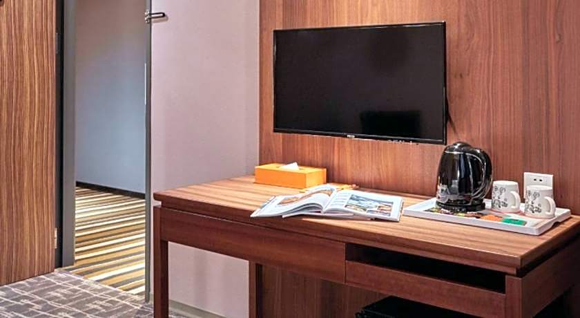 Orange Hotel - Wenhua Chiayi