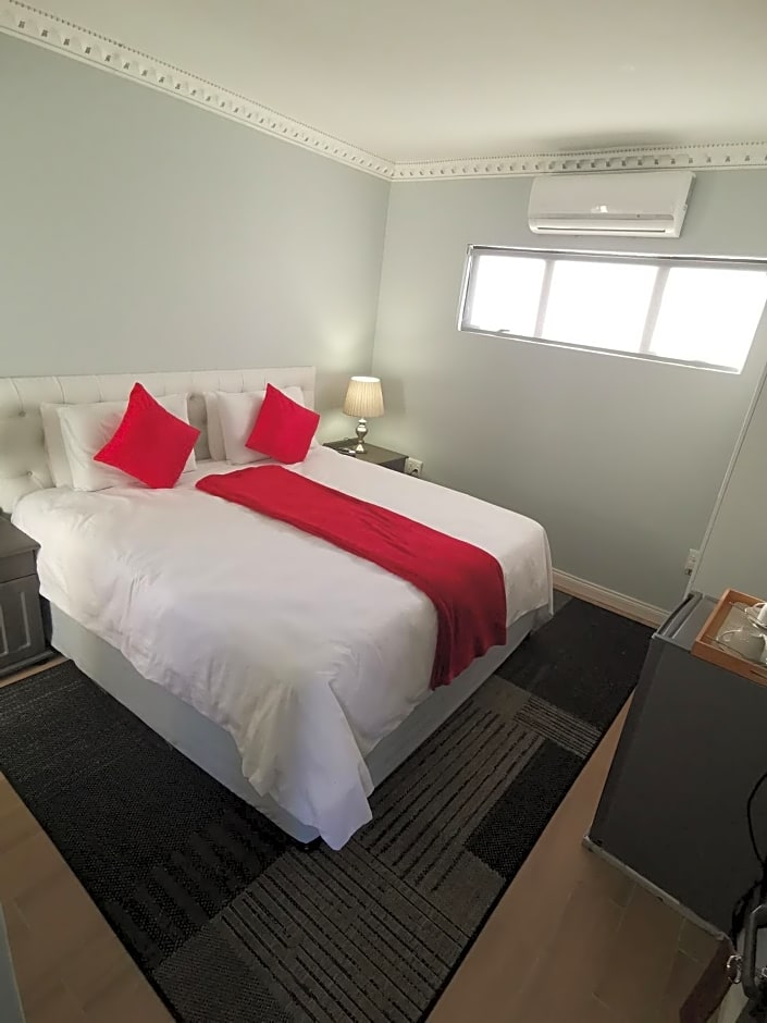 Lucolo Palace B&B - Mthatha