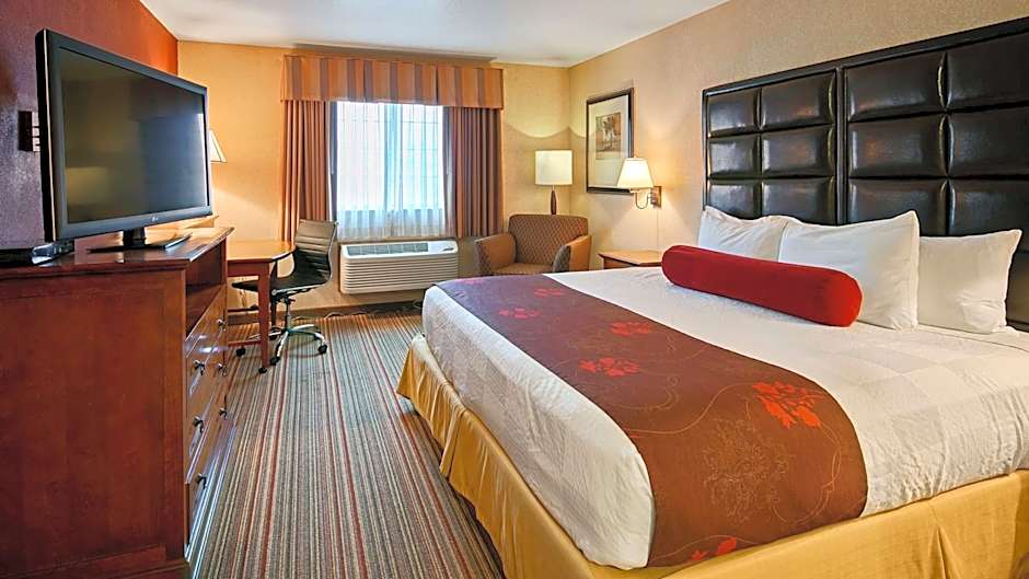 Best Western Plus Rama Inn & Suites