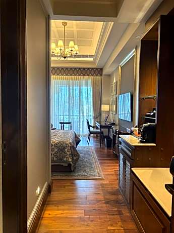 Premium Room with Balcony