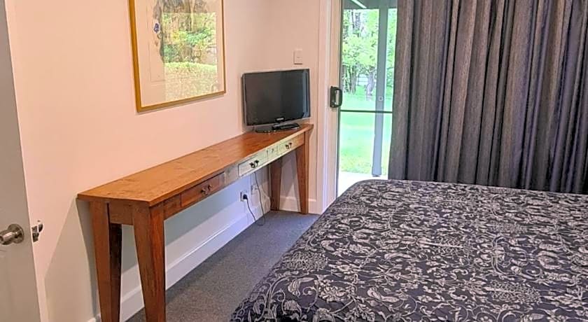 Moore Park Apartments