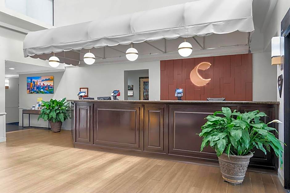 Comfort Inn & Suites Suwanee - Sugarloaf