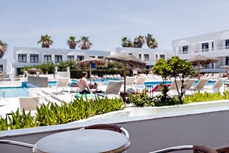 POOL VIEW 1+2