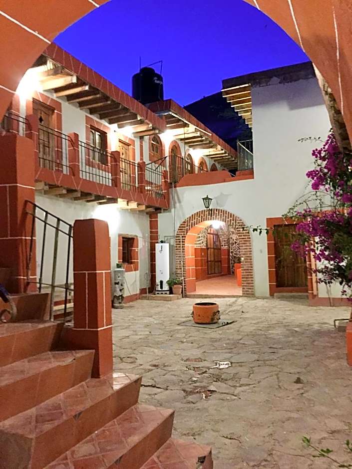 Hotel Hacienda Encantada