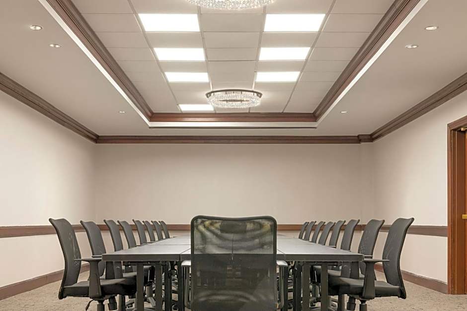 Renaissance Framingham Hotel & Conference Center