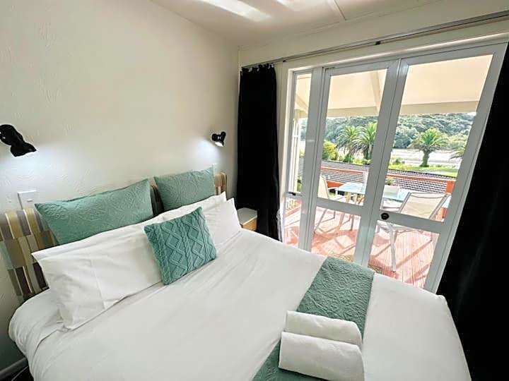 Haruru Falls Motel & Conference Centre