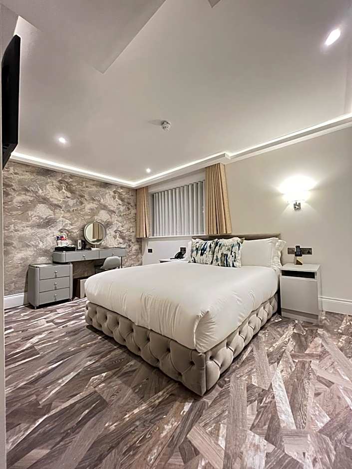 Philharmonic Hotel