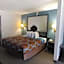 Super 8 by Wyndham Dania/Fort Lauderdale Arpt