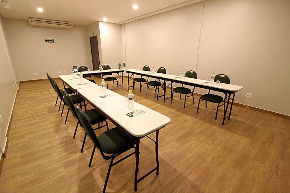 Impar Suites Barao de Cocais