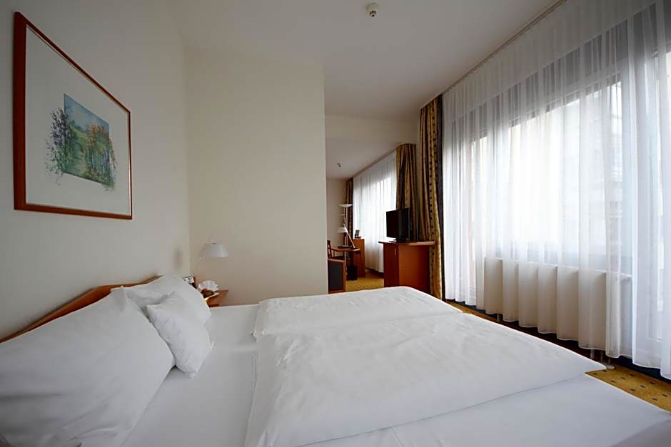 Best Western Hotel AM Strassberger Tor