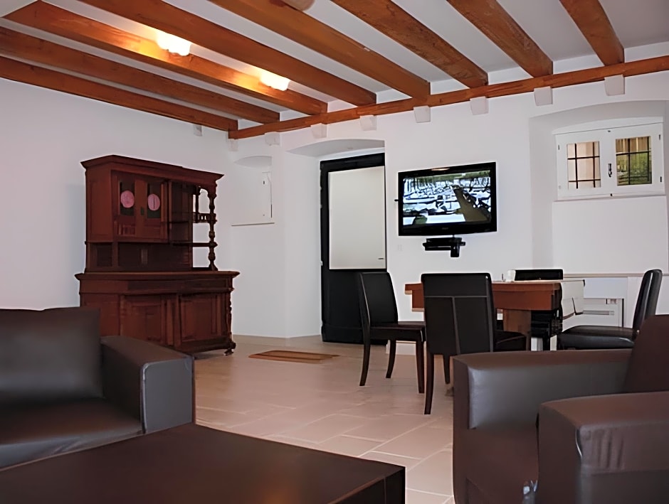 Pervanovo Apartments