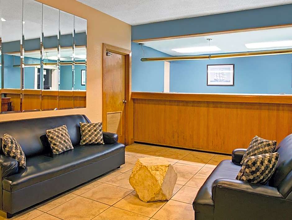 Super 8 by Wyndham Norfolk/Chesapeake Bay