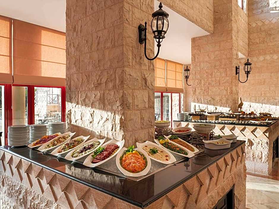 Grand Mercure Petra