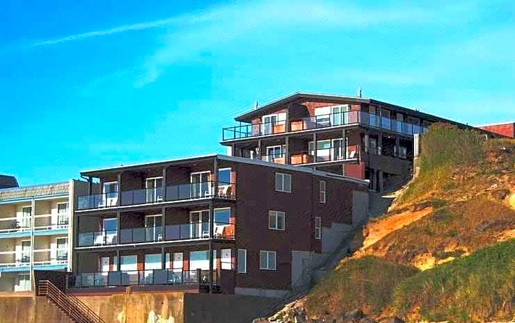 Beachfront Manor
