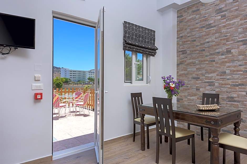 Vlycha Beach Apartments