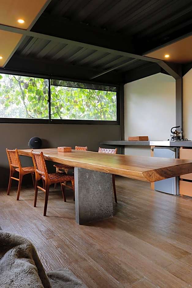 Clio Apartment