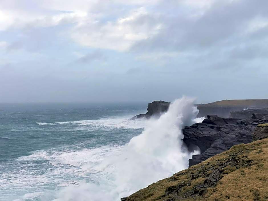 Horizon View Lodge Bed and Breakfast Glanleam Road Knightstown Valentia Island County Kerry V23 W447 Ireland