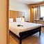 ibis Madrid Alcala de Henares La Garena