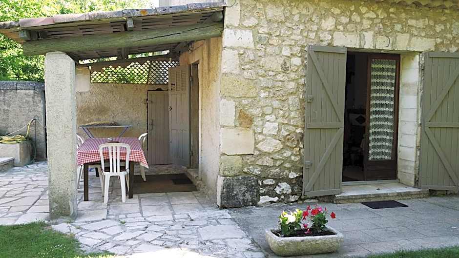Mas Grimaud Chambres D'hotes Familiales – Eygalières, NY